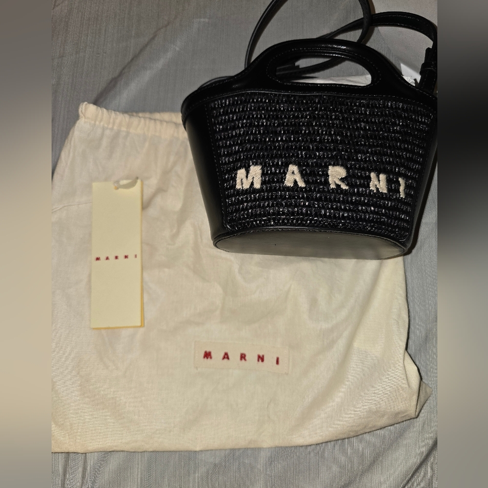 MARNI Tropicalia Micro Bag in black leather and raffia-effect fabric